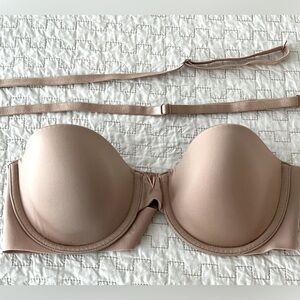 Victoria’s Secret Strapless bra with adjustable straps